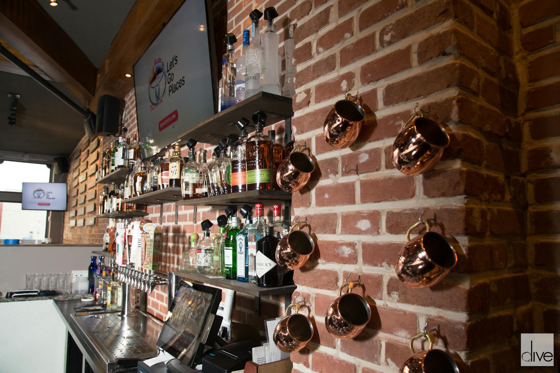 GALLERY Dive Bar Grille